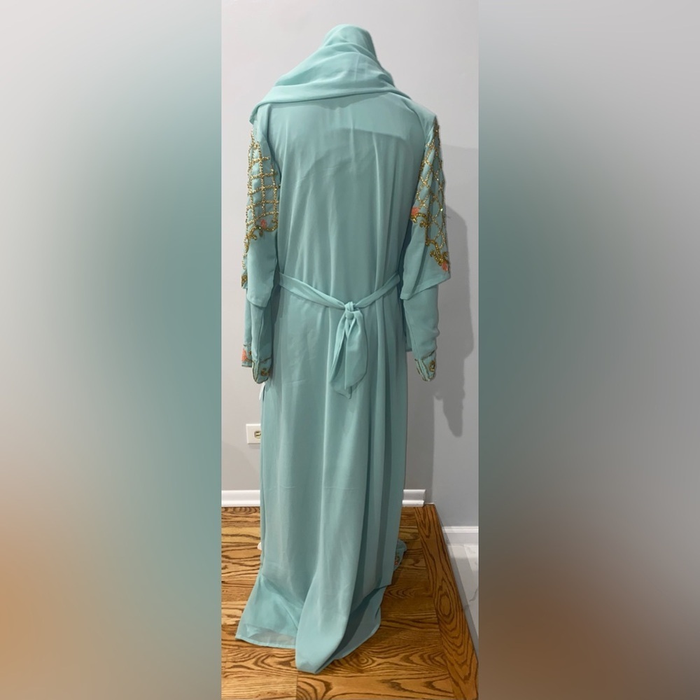 Blue & Gold fully beaded chiffon maxi kaftan with scarf size medium new - Picture 8 of 10